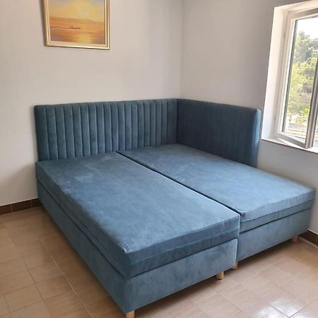 Apartments By The Sea Bol, Brac - 13413 Ruang foto